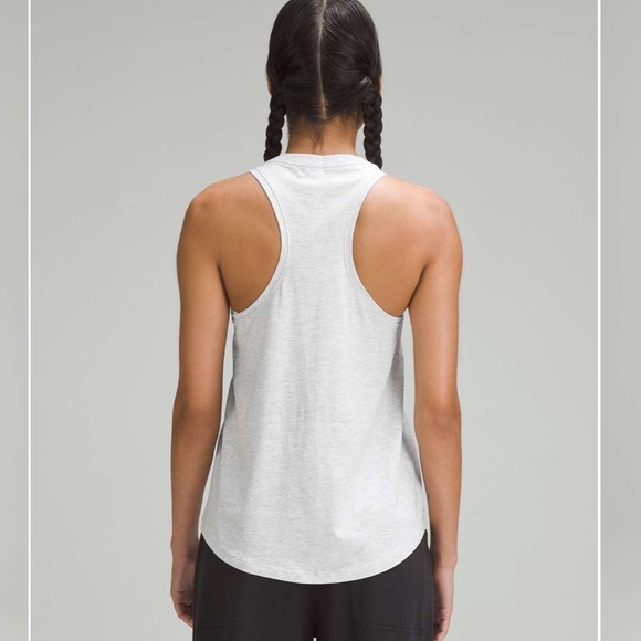 Lululemon Heathered Core Ultra Light Gray Love Tank Top Size 6 NET - Picture 4 of 10